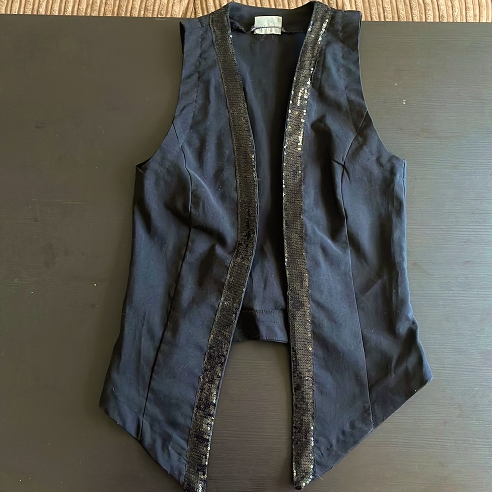 Woman vest